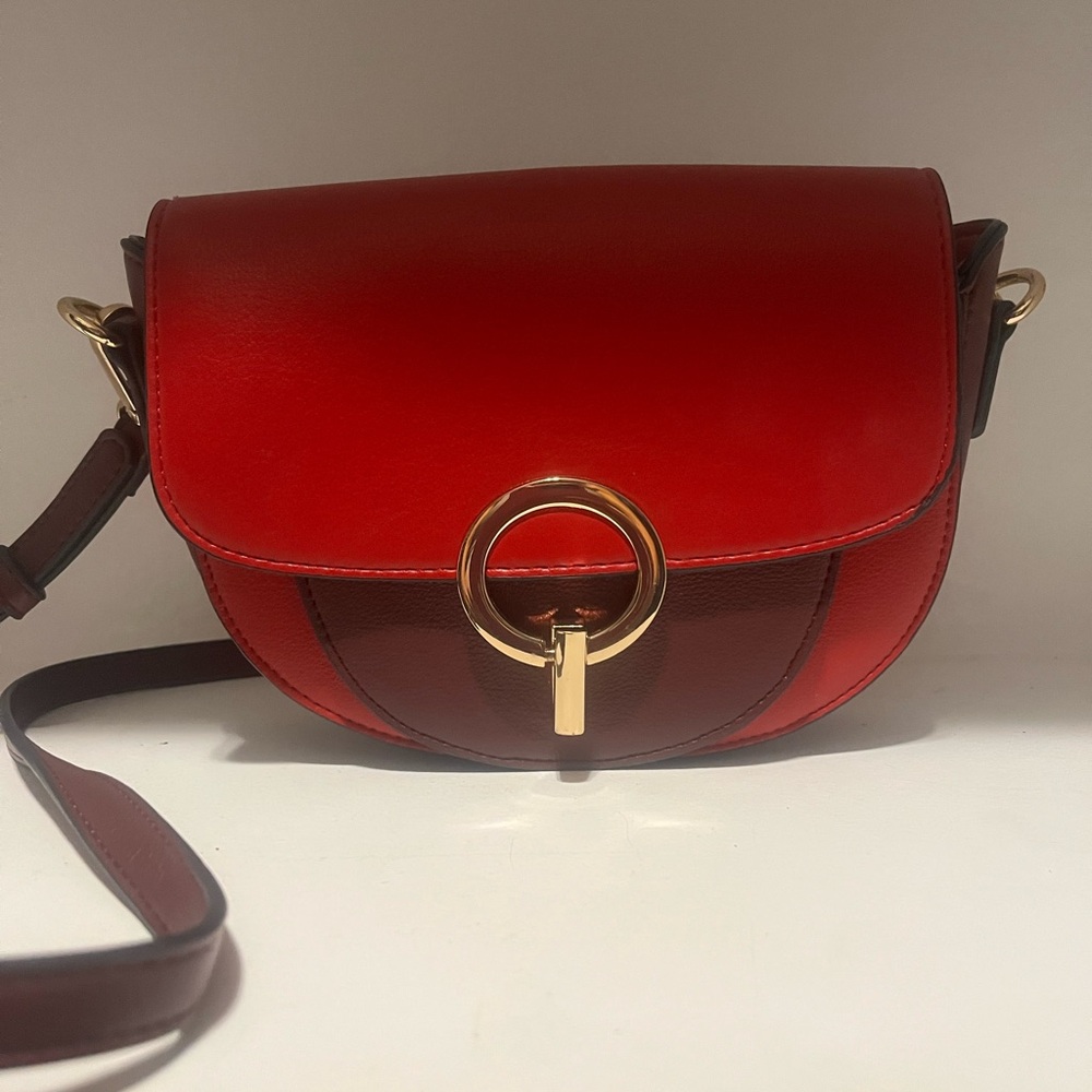 Elegant Red Leather Crossbody Bag